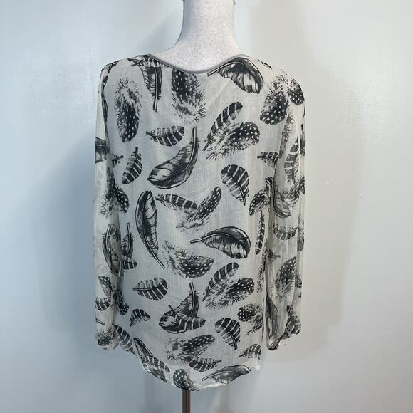 Hale Bob Blouse Women's Size S Gray Sheer Feathers Boho Peasant Lagenlook Casual - Picture 5 of 6